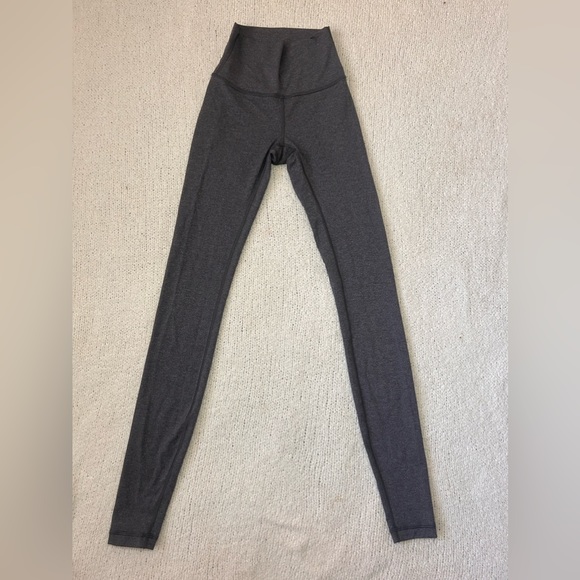 Lululemon size 2 long leggings dark grey - Picture 2 of 2
